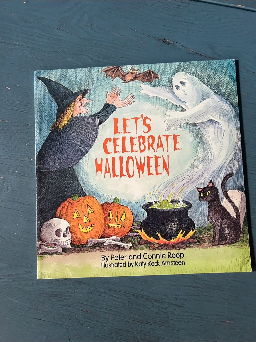 Vintage 1997 Let’s Celebrate Halloween By: Peter & Connie Roop PB Book